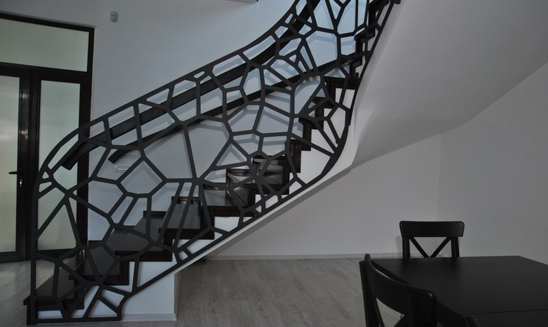 Faber Metal Design - Scari si balustrade